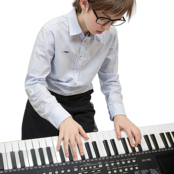 SFESGRER 61-Key Keyboard Black Light-Up-4