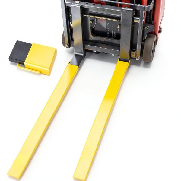 84 Inch Forklift Extensions, 5500 LBS Capacity, 5.5 Inch Width Heavy Duty Pallet Fork Extenders for Forklift & Skid Steer Loaders-3